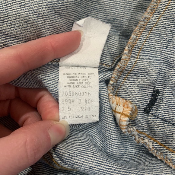 Vintage Levi’s Denim jacket - Picture 10 of 10